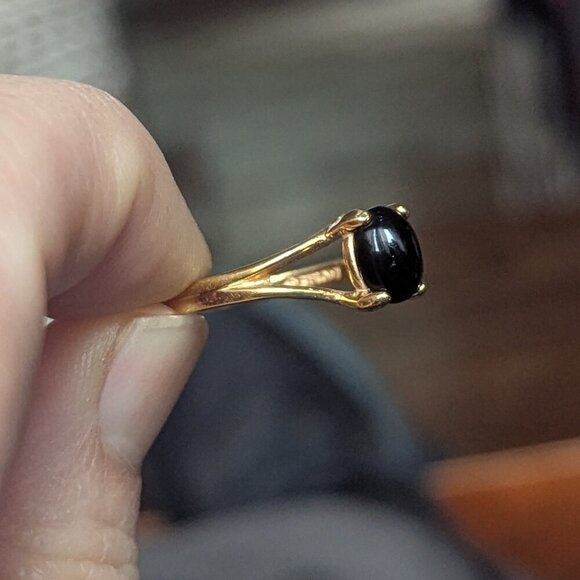 Vintage Dainty Onyx 18K Gold Ring Prong Faceted Stamped Estate Regency Victorian - Picture 8 of 8